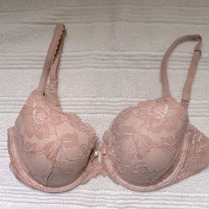 Victoria’s Secret Blush Lace Bra